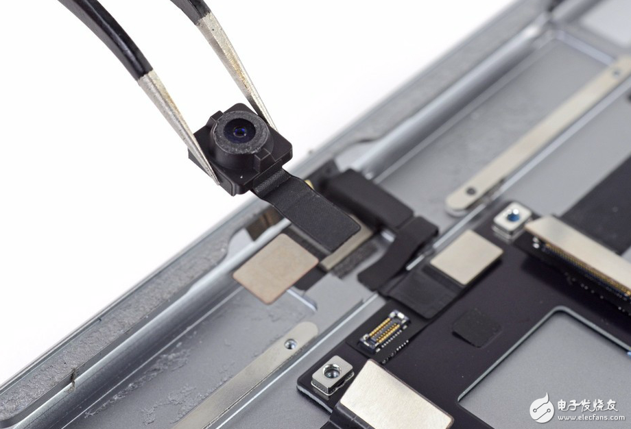 10.5英寸iPad Pro首拆解：為了高刷新頻率上了四根排線！