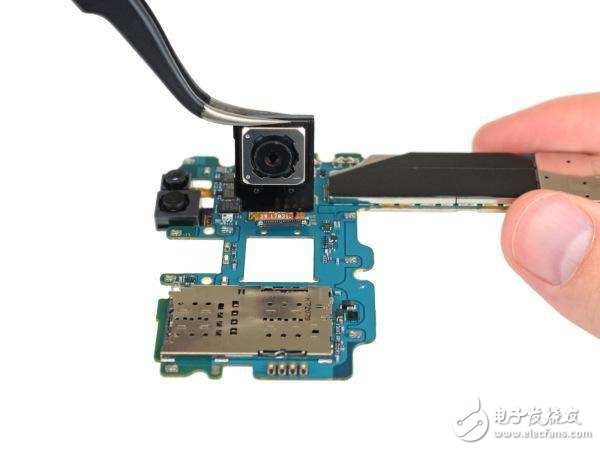 三星S8拆機(jī)圖評(píng)測(cè)：我覺(jué)得三星S8真心不貴，這工藝確實(shí)一流！