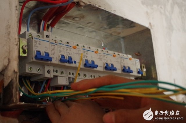 家裝電路施工布線圖解_家裝電路布線圖實(shí)景解讀