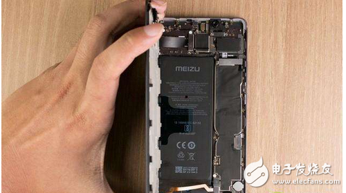 魅族PRO7Plus整機(jī)拆解測(cè)評(píng)：C型主板的打磨與創(chuàng)新,一款誠(chéng)意滿(mǎn)滿(mǎn)的手機(jī)！