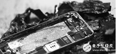 蘋(píng)果電池門(mén)事件不斷,據(jù)說(shuō)還與三星有關(guān)系