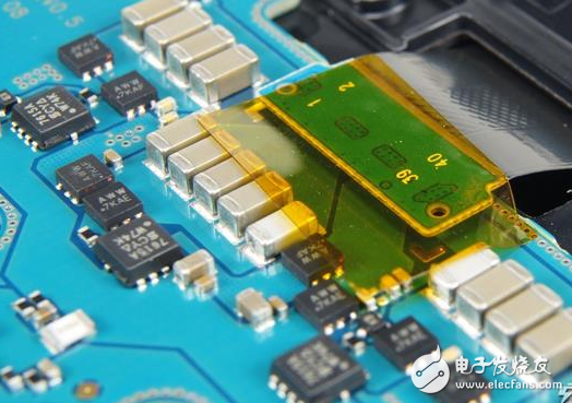 三星第四代折疊式無線快充全部拆解一覽