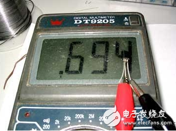 用數(shù)字萬用表測三極管及檢測三極管好壞