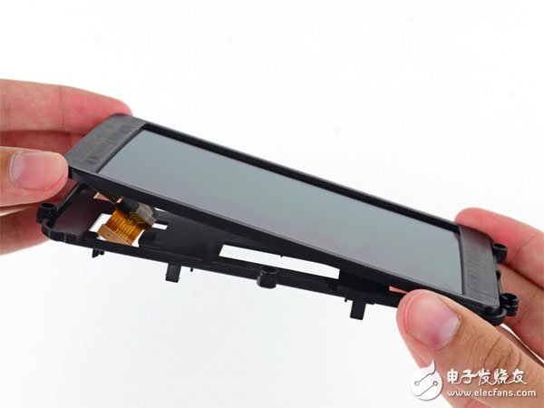 拆解新版Oculus Rift，竟內(nèi)置三星Note3手機(jī)屏