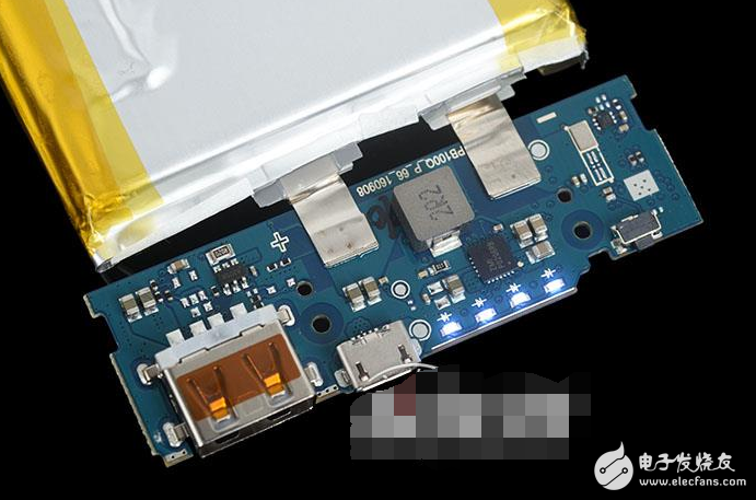 小米移動(dòng)電源實(shí)測質(zhì)量滿分_小米移動(dòng)電源能給iphone充電嗎