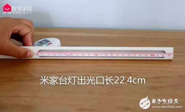 5款LED臺燈的對比_究竟哪個更好