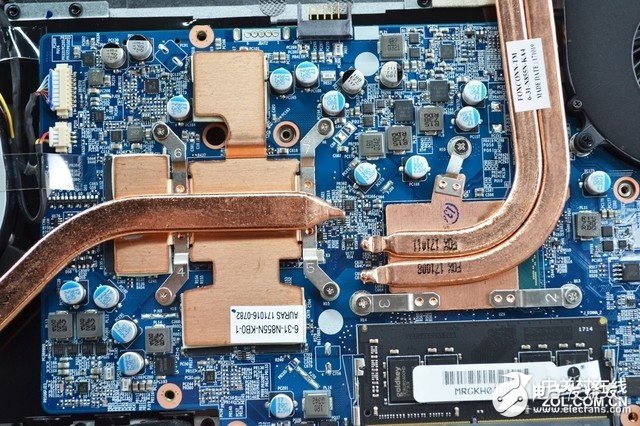 未來人類魔鬼魚DR5拆機(jī)圖賞 雙風(fēng)扇散熱管惹眼