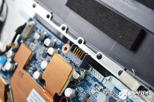 未來(lái)人類(lèi)魔鬼魚(yú)DR7-PLUS拆機(jī)圖賞 多達(dá)四根銅管