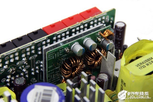 航嘉MVP P850拆解：旗艦用料只為性能