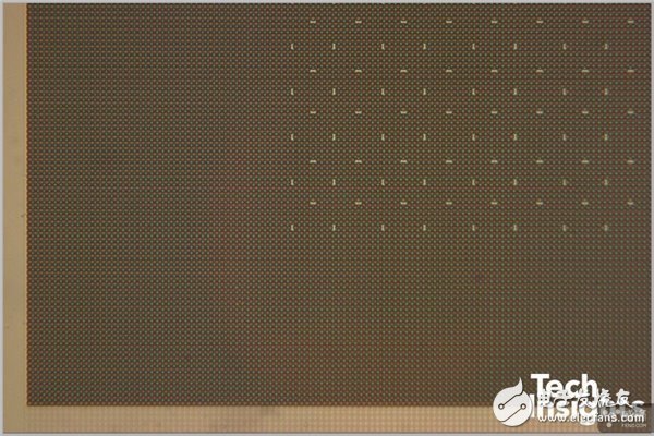 蘋果iPhone8 Plus專業(yè)拆解報告：X光照深入IC細節(jié)