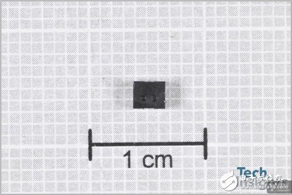 蘋果iPhone8 Plus專業(yè)拆解報告：X光照深入IC細節(jié)