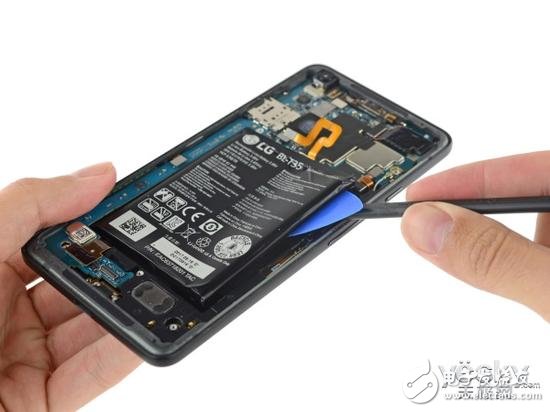 Pixel 2 XL拆解:谷歌首款移動(dòng)芯片在這里