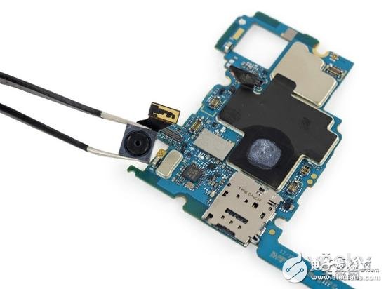 Pixel 2 XL拆解:谷歌首款移動(dòng)芯片在這里