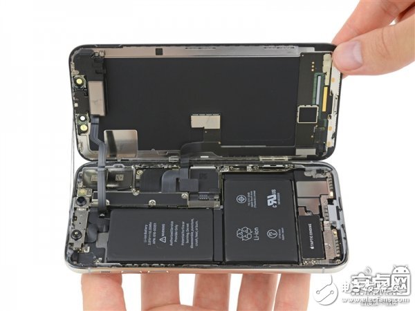 iPhone X最專業(yè)深度拆解！驚現(xiàn)神秘芯片