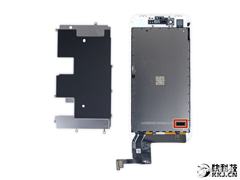 iPhone 8完全拆解：罕見2GB內(nèi)存造就奇跡！