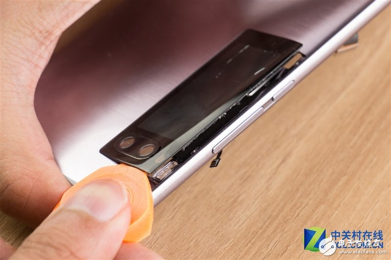 250萬刀定制副屏花得值！魅族PRO 7 Plus拆解