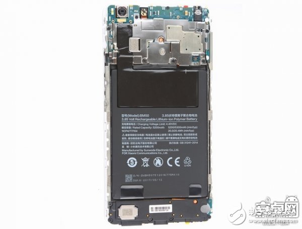 小米Max 2手機(jī)拆解：動(dòng)手難度不高，容易維修