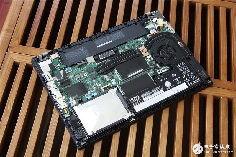厚積薄發(fā)的秘密 ThinkPad T470拆機(jī)圖賞