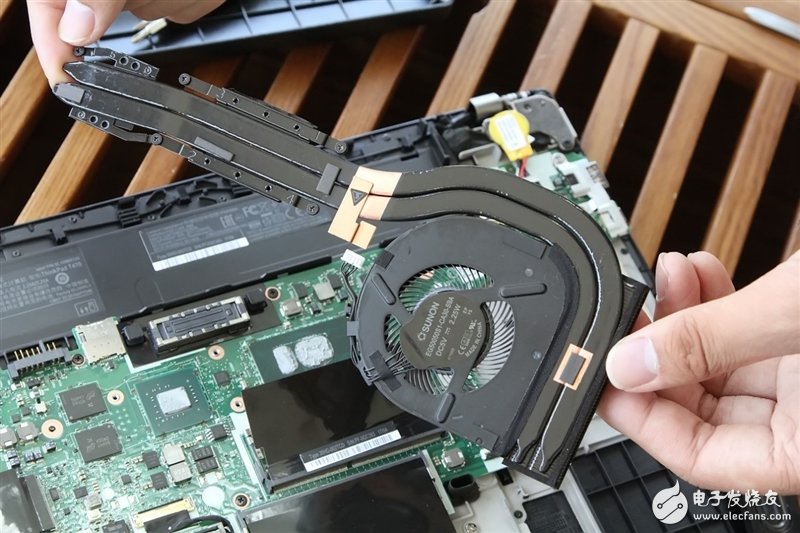 厚積薄發(fā)的秘密 ThinkPad T470拆機(jī)圖賞