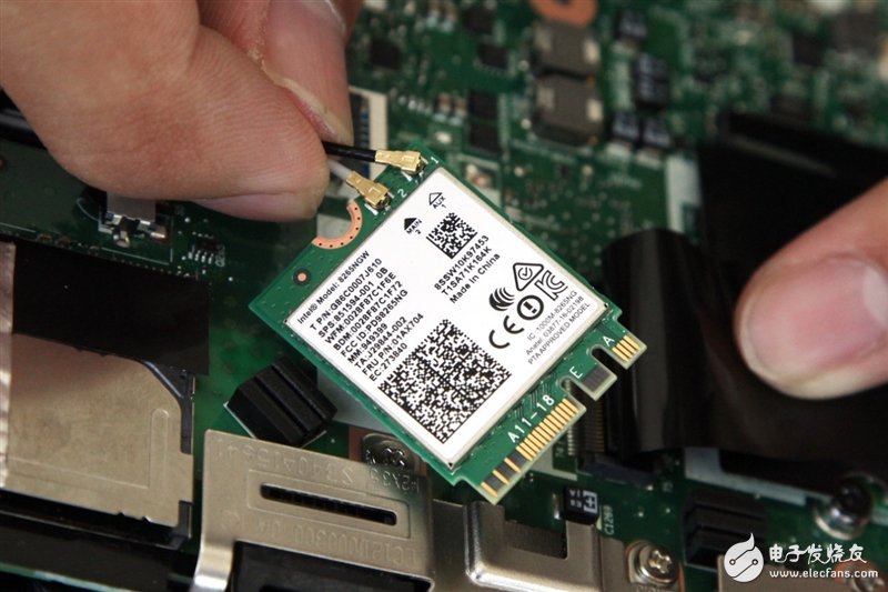 厚積薄發(fā)的秘密 ThinkPad T470拆機(jī)圖賞