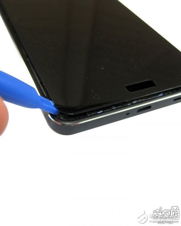 NOKIA 6拆解，亂世英豪是真品質(zhì)還是舊情懷？