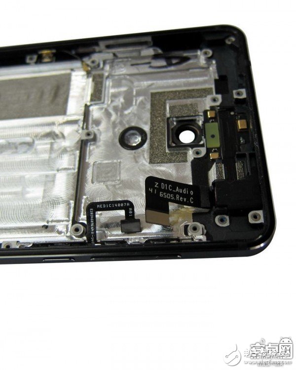 NOKIA 6拆解，亂世英豪是真品質(zhì)還是舊情懷？