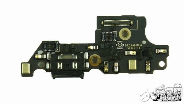 老外買華為Mate 9拆解：打開后被精細(xì)做工嚇到