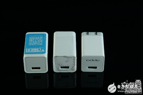 誰(shuí)是李鬼？真假OPPO VOOC閃充充電器對(duì)比拆解