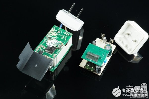 誰(shuí)是李鬼？真假OPPO VOOC閃充充電器對(duì)比拆解