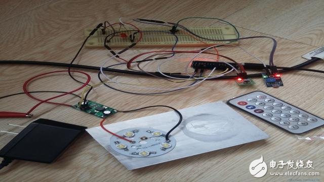 手工制作紅外遙控LED照明燈 可自動(dòng)調(diào)節(jié)光度