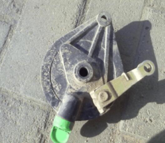 電動(dòng)車(chē)后剎車(chē)怎么拆_電動(dòng)車(chē)后輪剎車(chē)拆解圖