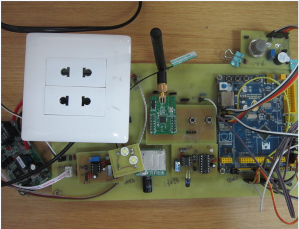 智能插座節(jié)點(diǎn)實(shí)物圖.png